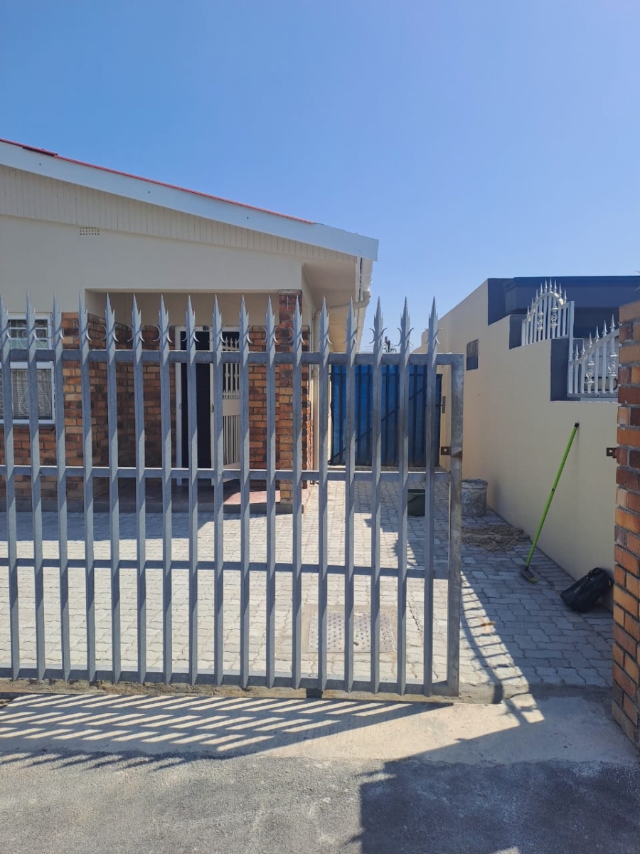 To Let 2 Bedroom Property for Rent in Rylands Western Cape